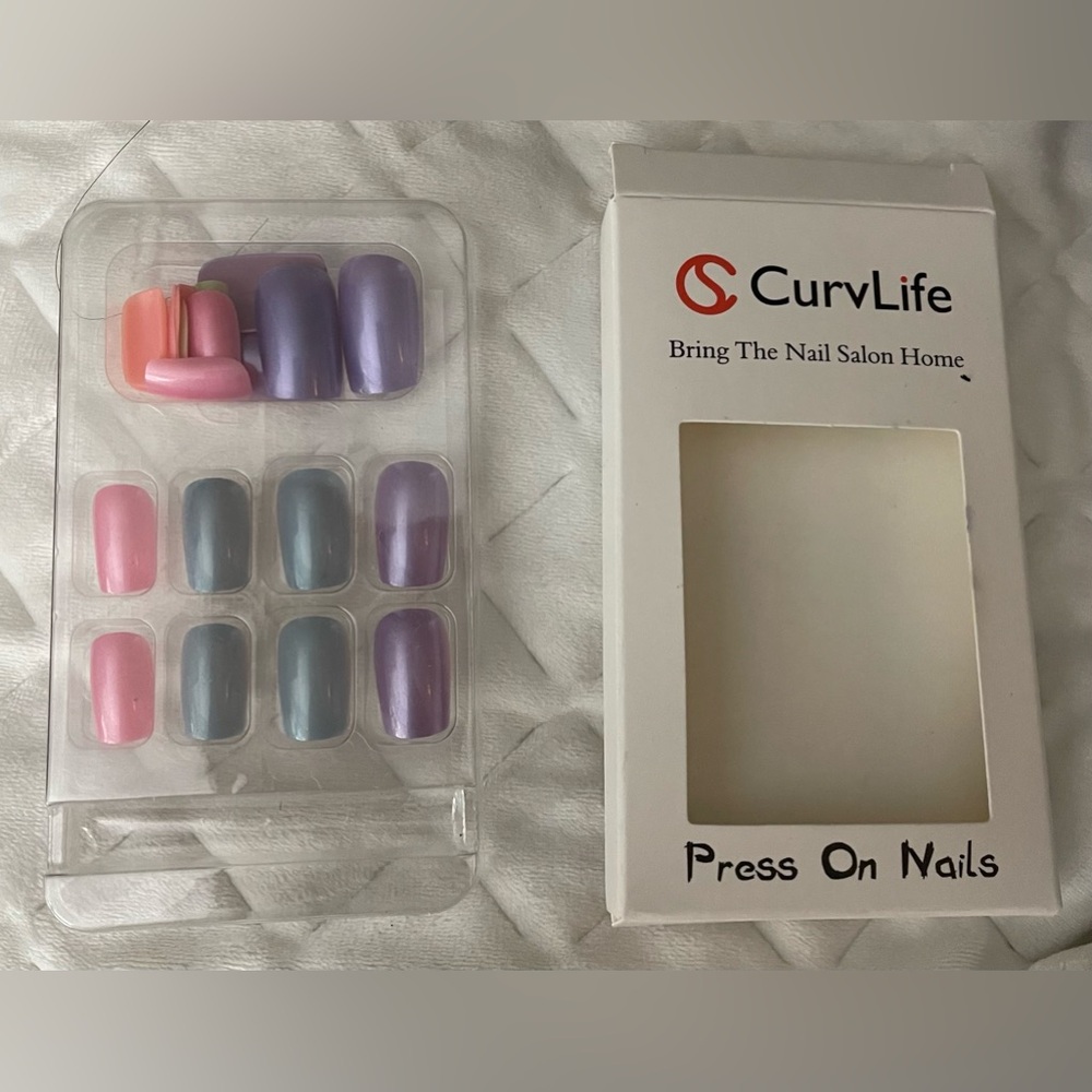 Pastel Square CurvLife Nail Kit | Press On Nails | New - Picture 2 of 3